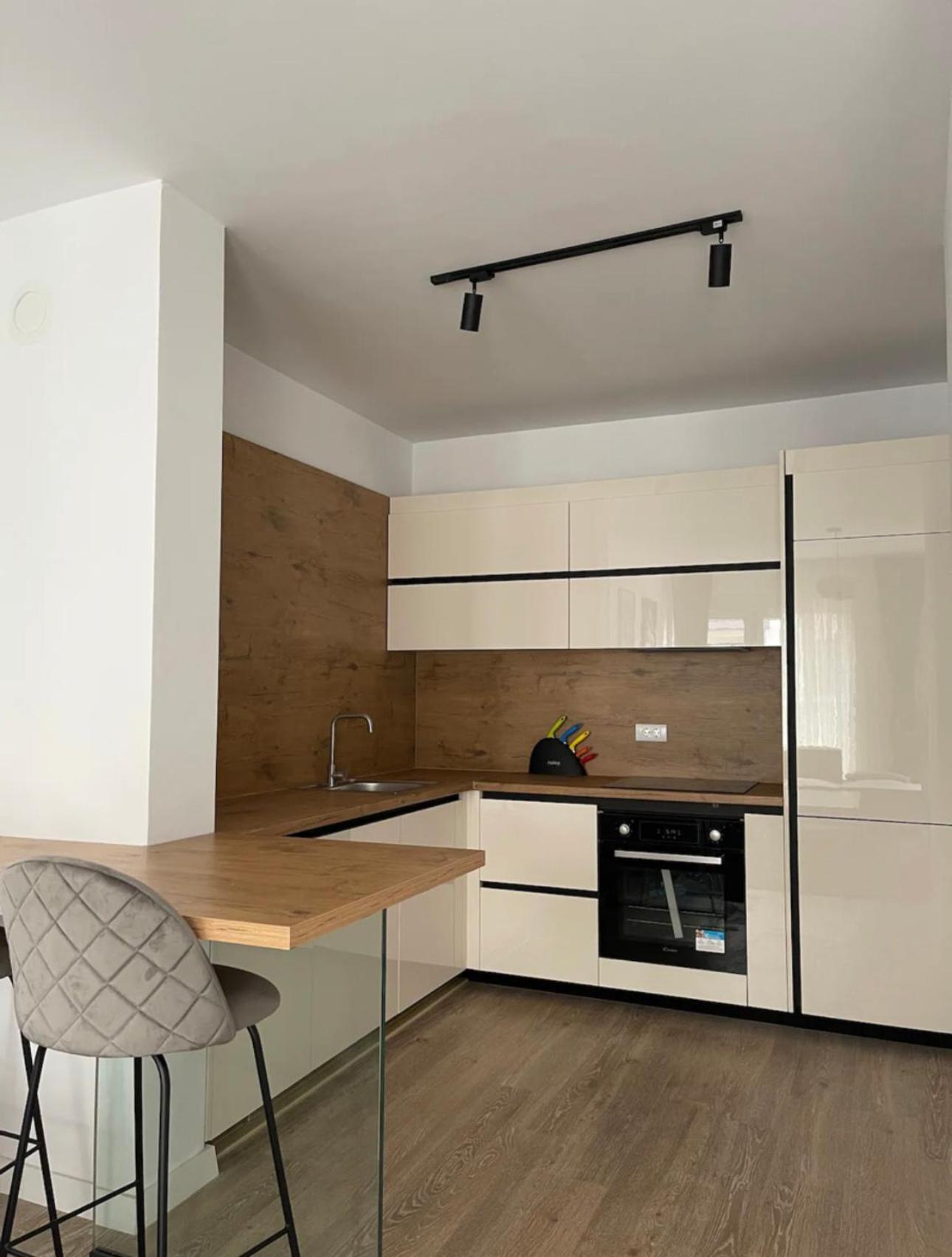 Airstay Pristina Habitación foto